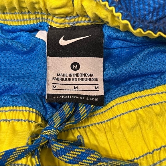 Nike Boy’s Swim Trunks - Picture 3 of 4